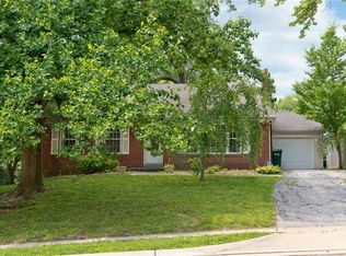203 N Rock Hill Rd, Saint Louis, MO
