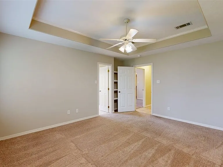 2350 Kendal Green Cir — Photo 19