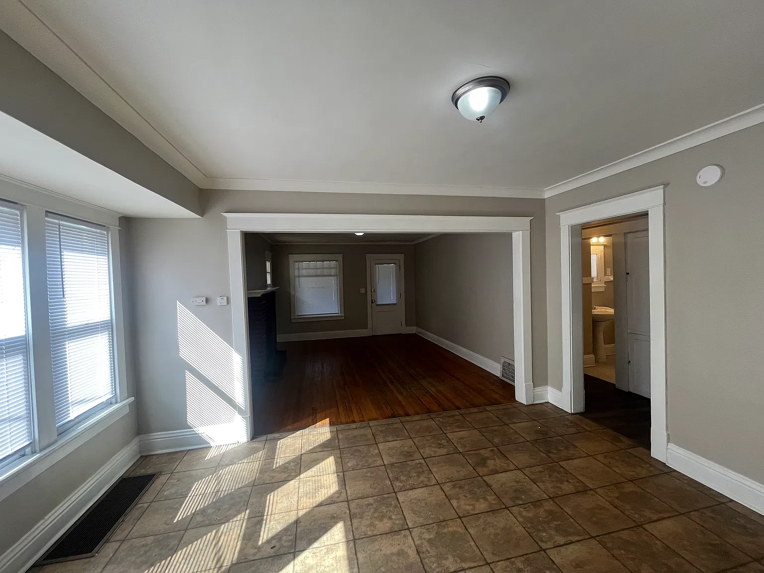 2 Bedroom Home In Muskegon Heights — Photo 2