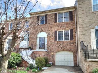 4667 Luxberry Dr, Fairfax, VA 22032
