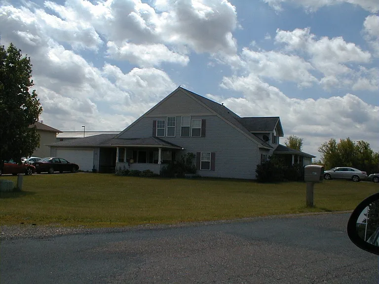 680 Circle Pine Dr #A — Photo 10