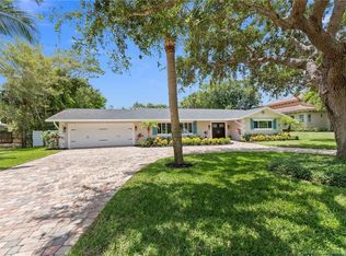 3 Mandalay Rd, Sewalls Pt, FL 34996