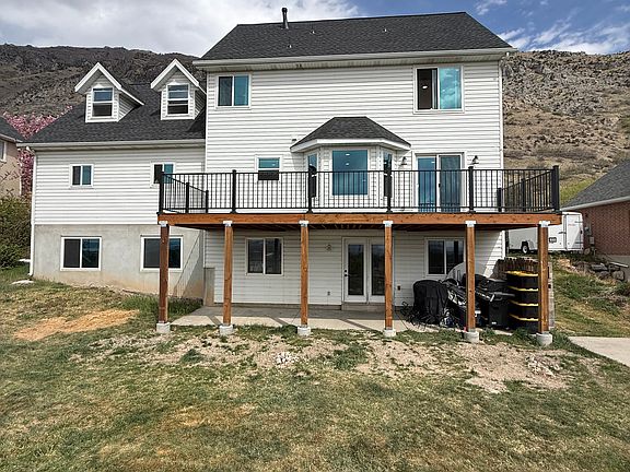 4th image of 965 N 800th St E