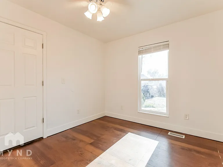 821 S Patton Ct — Photo 14