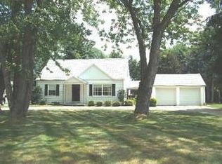 2527 Massillon Rd, Akron, OH 44312