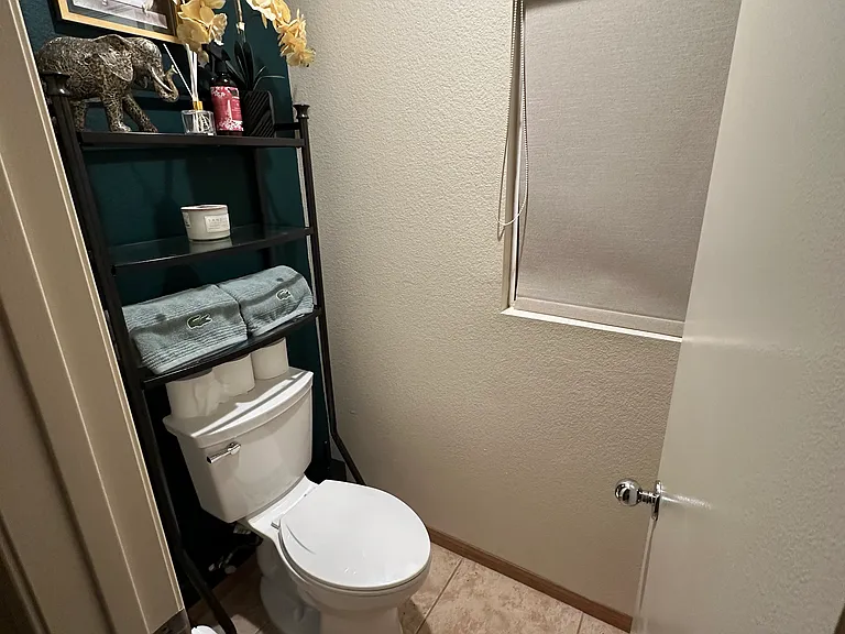 Irwin Cir — Photo 19