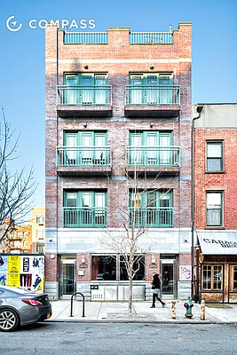 Sold by Compass | media 10