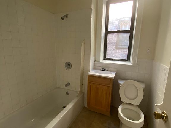 5th image of 317 Fairmount Ave APT 8