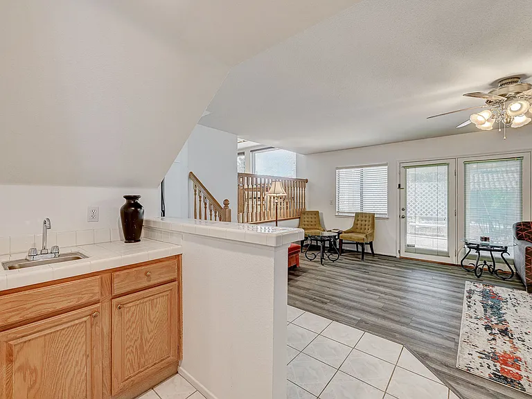 8412 Vibrant Dr — Photo 21