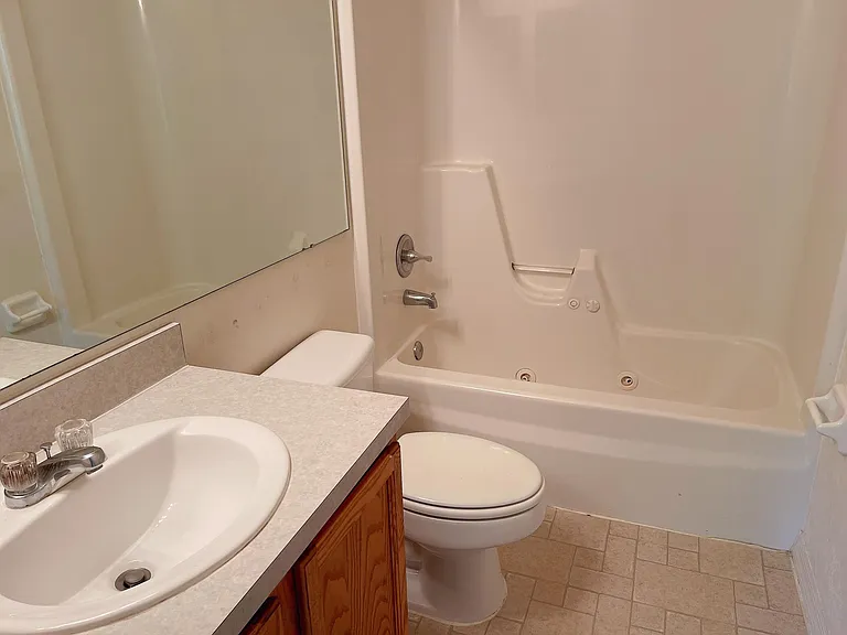 3901 SW 20th Ave — Photo 12