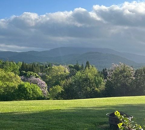 4th image of 85 Ridgemont Ln