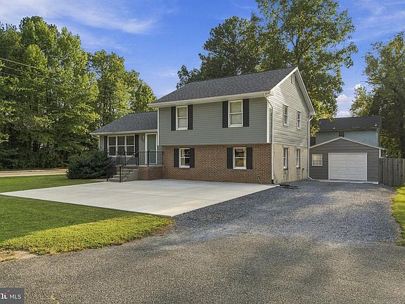 2nd image of 22203 Lilac Way