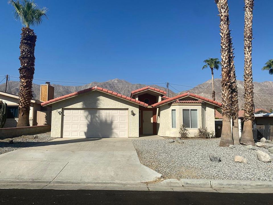 1st image of 54595 Avenida Herrera