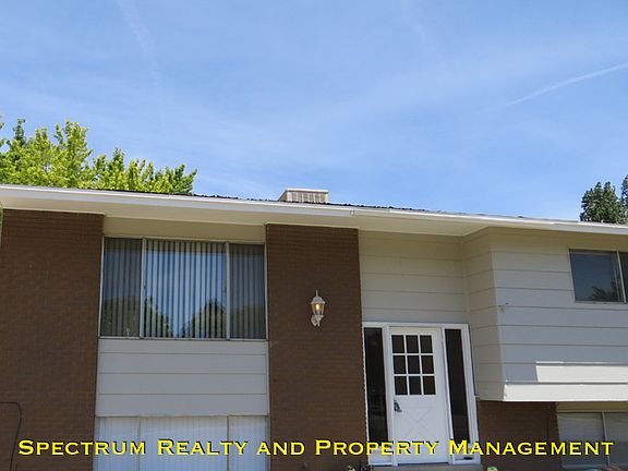 2nd image of 3846 W Piccadilly Cir