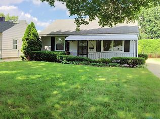 1152 Birch Ave, Maumee, OH 43537