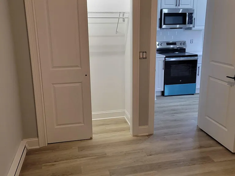 31 Mendon St — Photo 11