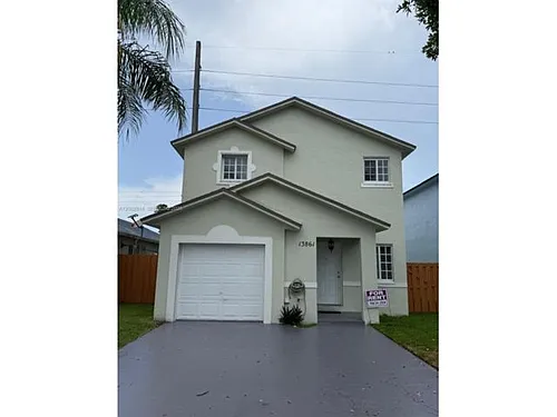 13861 SW 160th Ter #0 Photo 1