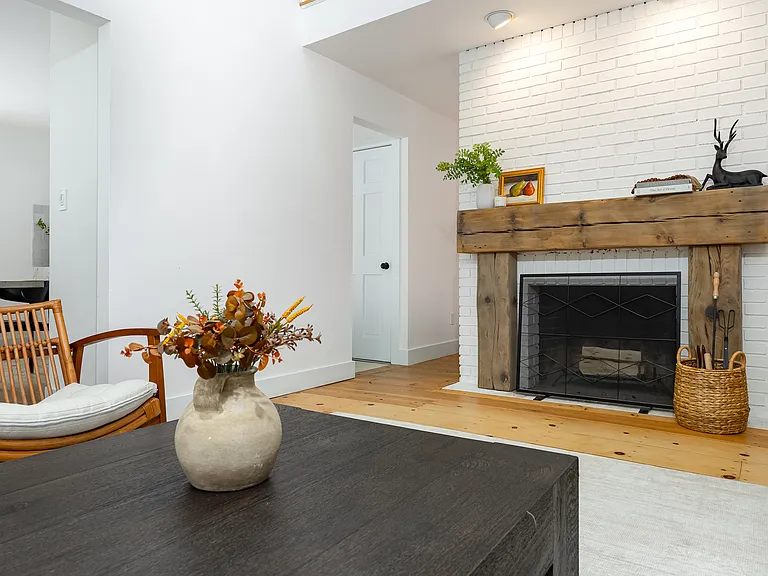 4 Cove Rd — Photo 14