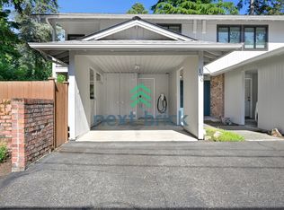 100 108th Ave SE, Bellevue, WA 98004