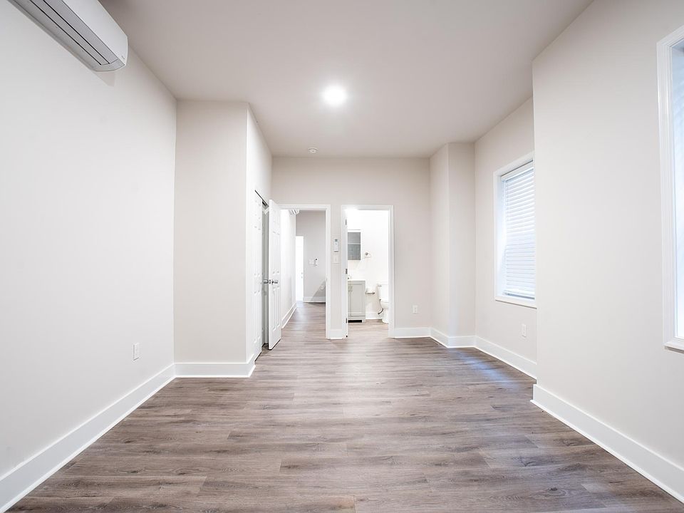 1st image of 2131 S Alden St #1FB