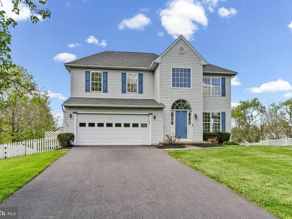 212 Sheffield Ln, Oxford, PA 19363