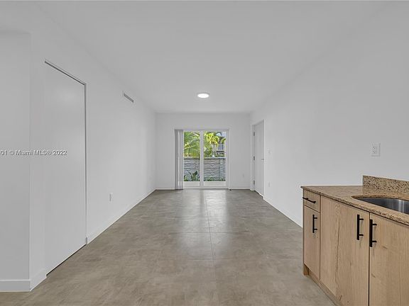 2nd image of 14752 NE 6th Ave #317