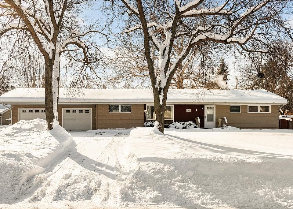 1st image of 7809 65th Ave N