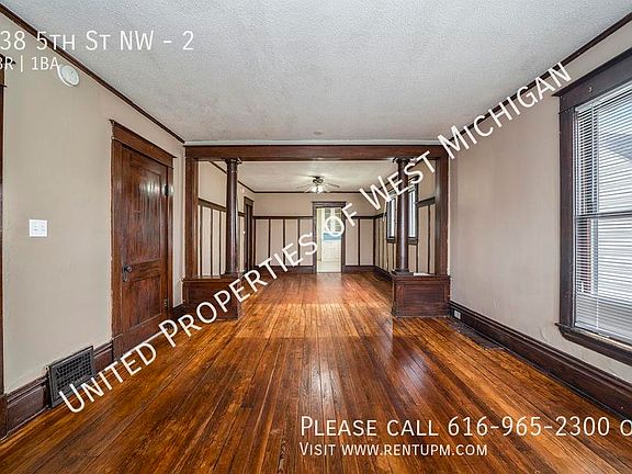 3rd image of 938 5th St NW #2