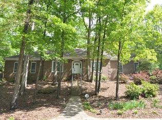 220 Oakbend Dr, Athens, GA 30606