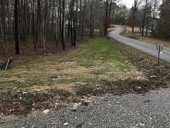 4th image of 440 Ponderosa Trl