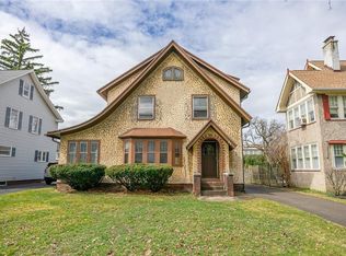 62 Quentin Rd, Rochester, NY 14609