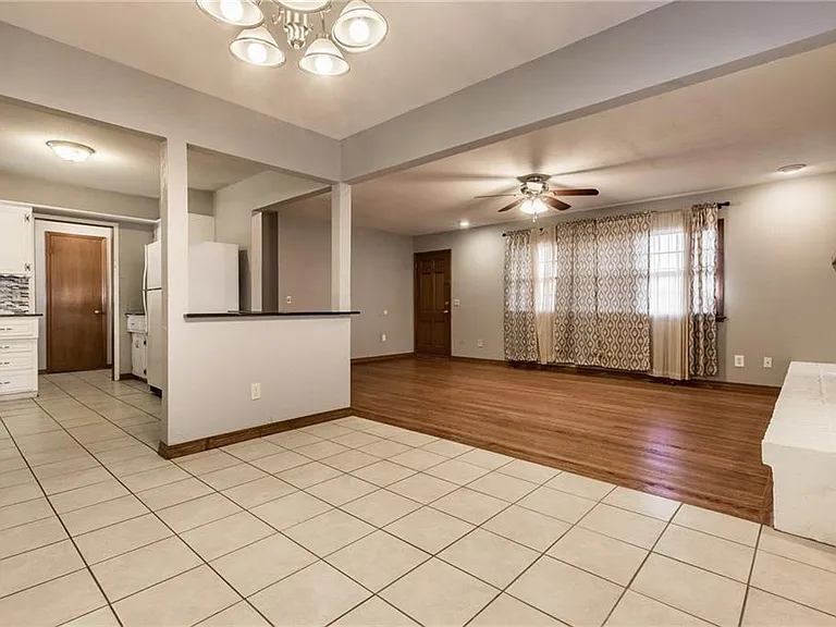 9913 Sunnymeade Pl — Photo 4