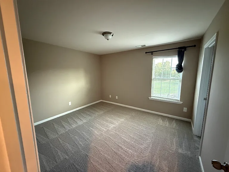 3716 Franklin Meadows Dr — Photo 10