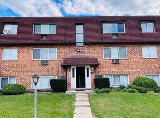 1217 E Long Valley Dr APT 3A, Palatine, IL 60074
