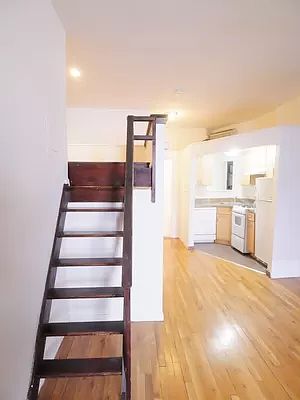 3rd image of 425 E 77th St APT 3C