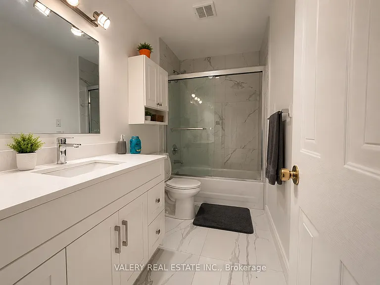 1138 Kipps Ln #10 — Photo 11