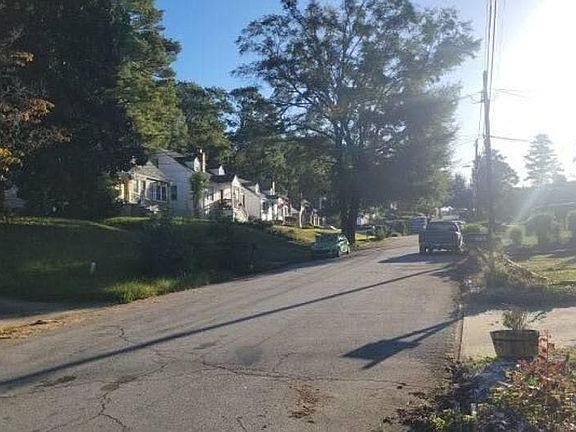 5th image of 1712 Westhaven Dr SW