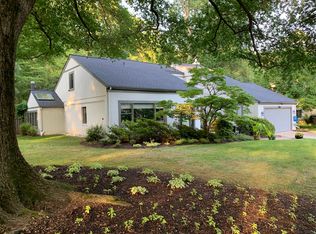 11806 Foxclove Rd, Reston, VA 20191