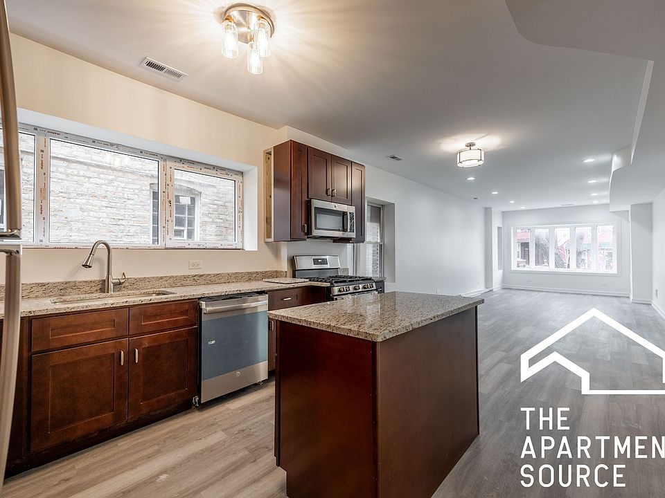 1st image of 1014 N Hamlin Ave #1