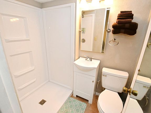 3rd image of 1309 McKinley Ave #Id1037667p