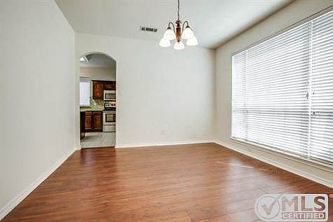 3rd image of 7050 Echo Lake Ct