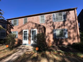 628 E 63rd Ter #628, Kansas City, MO 64110