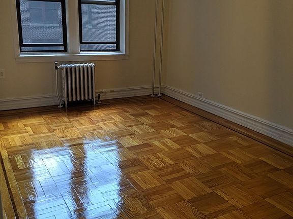 5th image of 8015 Grenfell St APT E22