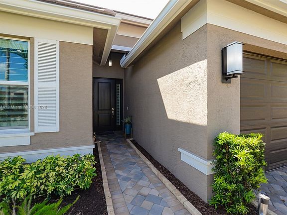 4th image of 11110 SW Carriage Hill Ln