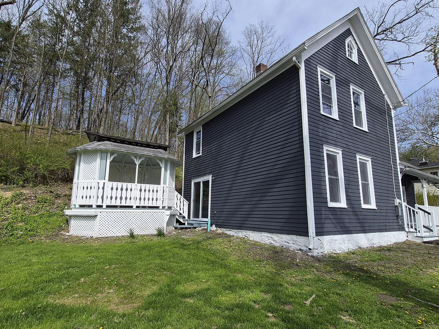 3 bed, 1800 sqft, $2,750 — Photo 3