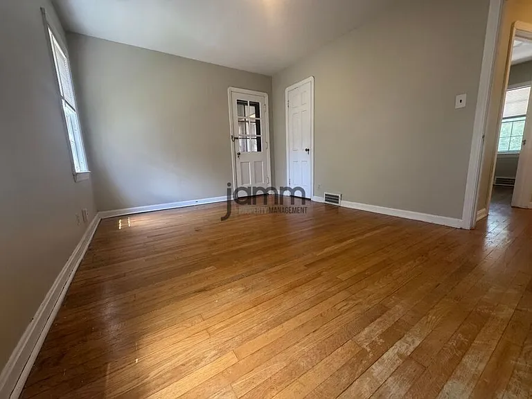 17724 Hilliard Rd — Photo 17