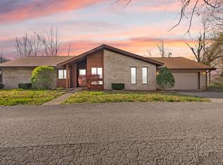 208 Rock Ridge Rd, Hazard, KY 41701