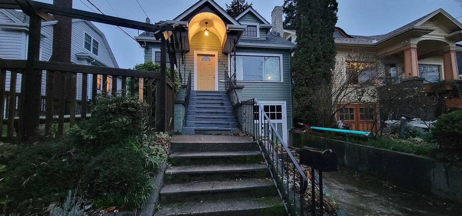 2340 30th Avenue South — Photo 2