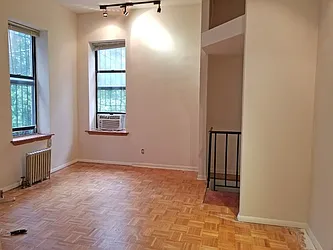 Rented by New York Residence