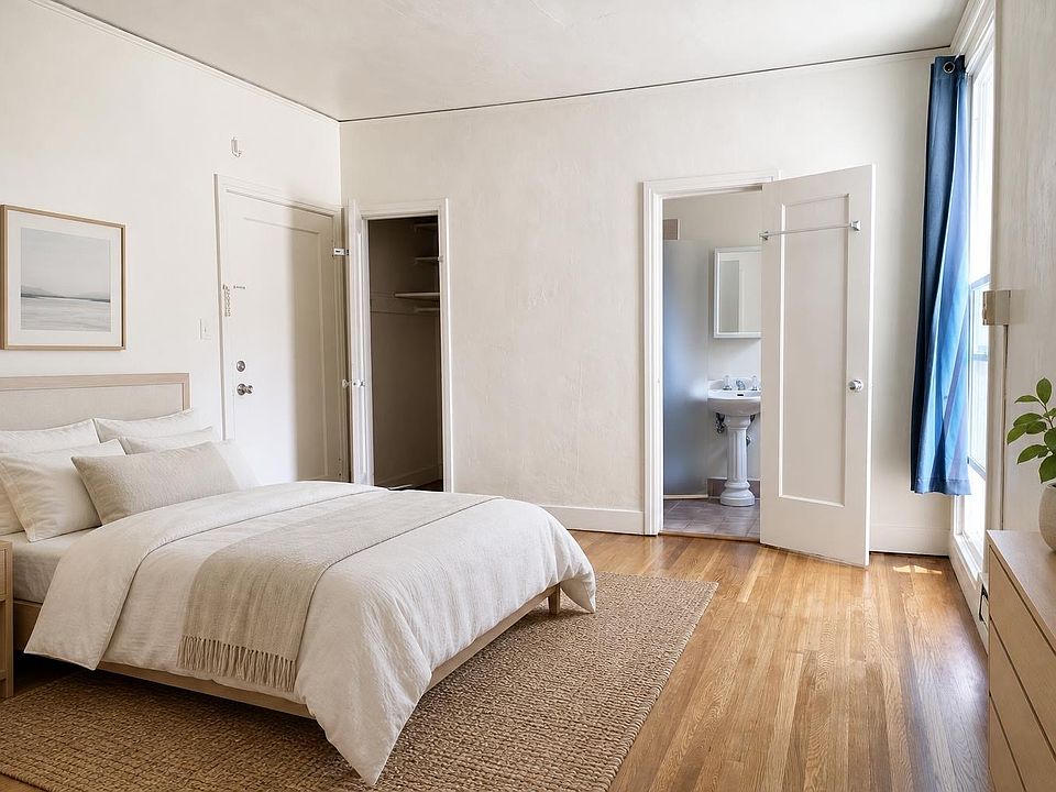 1st image of 2555 Virginia St APT 301